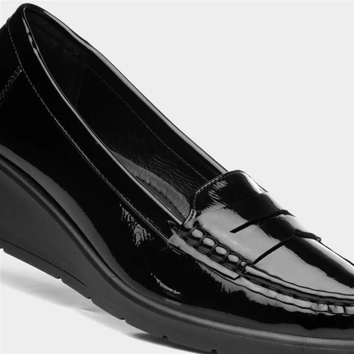 Softlites Womens Black Patent Wedge Loafer Shoe - Image 4