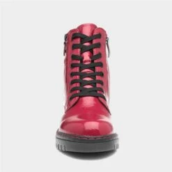 Relife Bev Womens Red Shiny Lace Up Boot